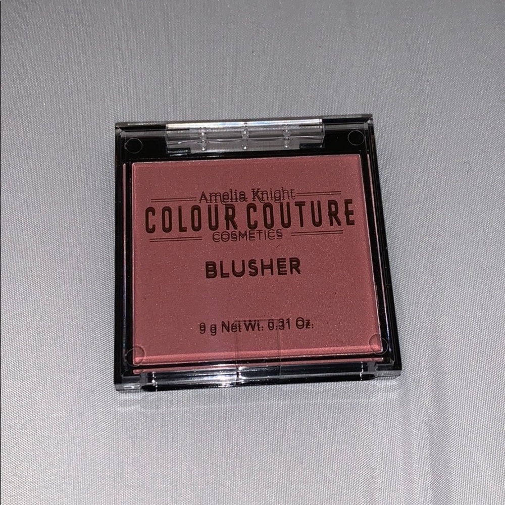 makeup - Picture 4 of 5